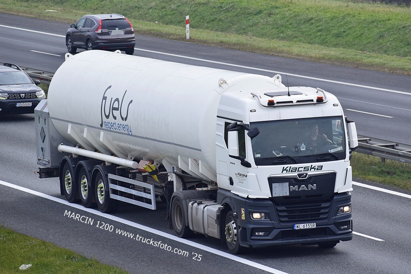 _DSC5351 KLACSKA-crop-MAN TGX II.JPG