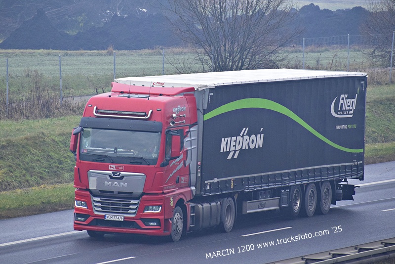 _DSC6578 KIEDROŃ-crop-MAN TGX II - FLIEGL.JPG