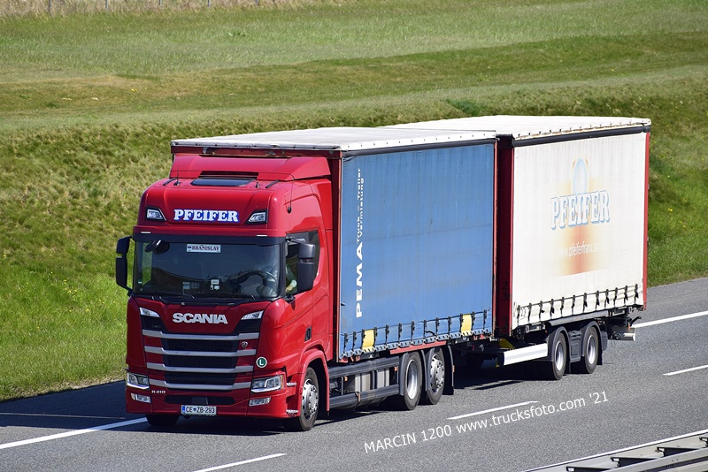 _DSC5847 PFEIFER-crop-SCANIA R410 NG.JPG