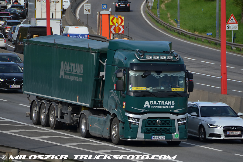 Renault Range T_Aga Trans_4631.JPG