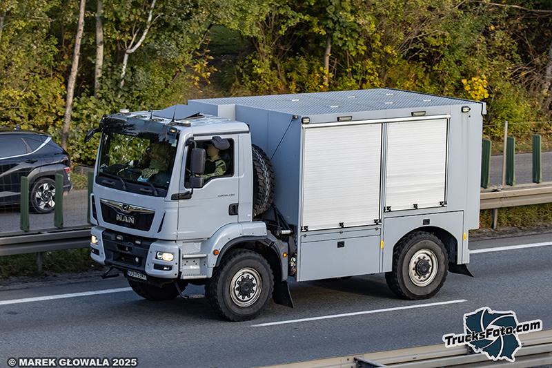 MAN TGM - Policja.jpg
