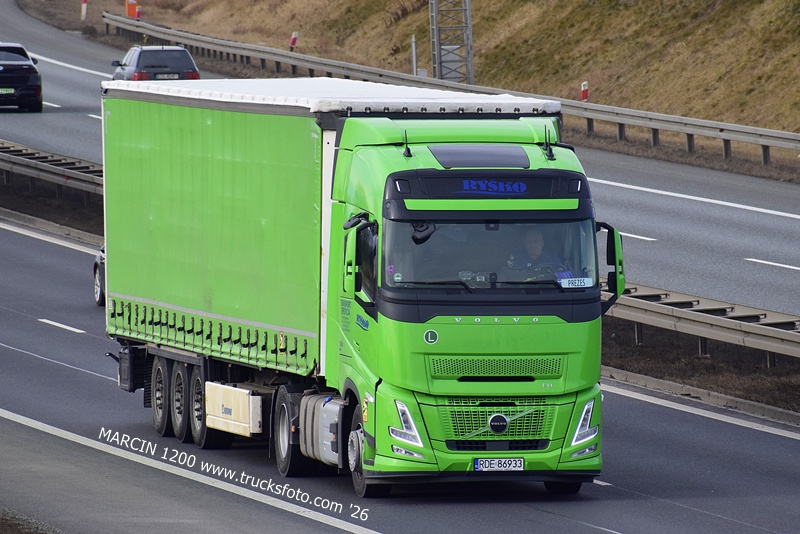 _DSC1684 Ryśko-crop-VOLVO FH AERO.JPG