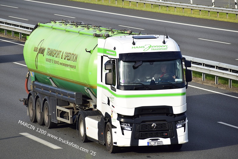 _DSC8163 HANS JENSEN-crop-RENAULT RANGE-T EVO.JPG
