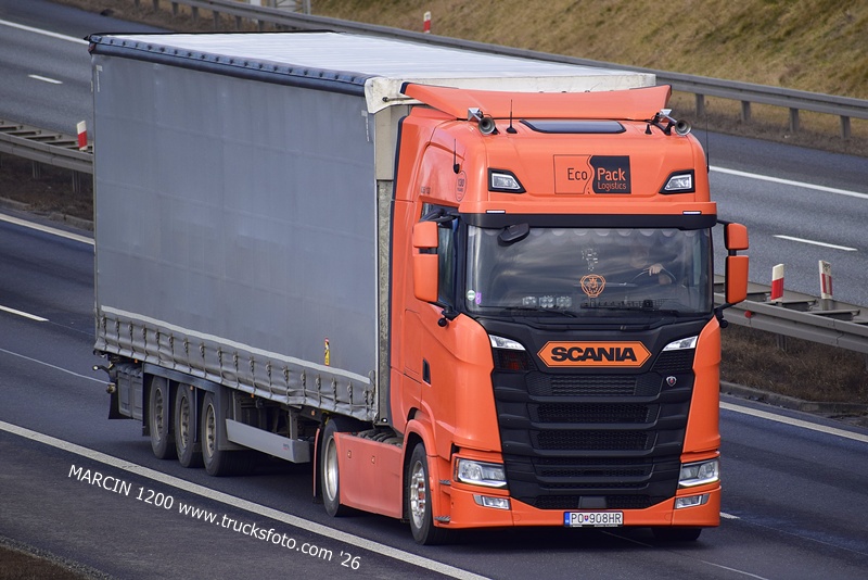 _DSC1325 ECO PACK LOGISTICS-crop-SCANIA S.JPG