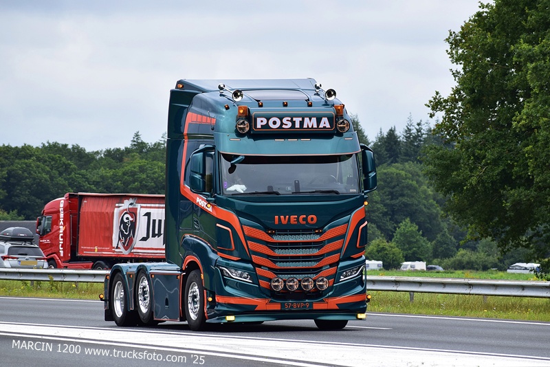 _DSC0139 POSTMA-crop-IVECO S-WAY.JPG