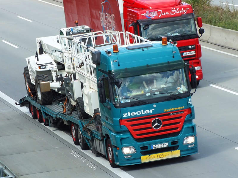 DSCF6809-crop.jpg