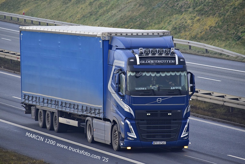 _DSC6865 VOLVO FH5-crop-VOLVO FH5.JPG