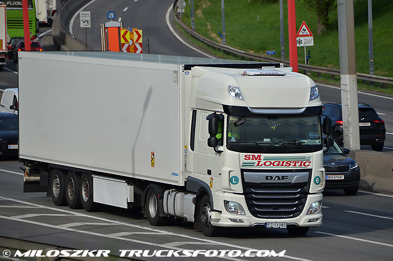 Daf 106XF_SM Logistic_4709.JPG