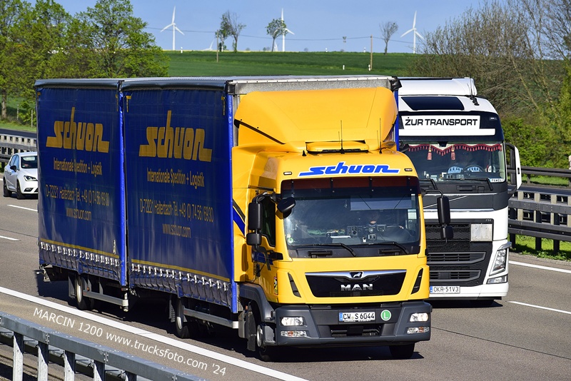 _DSC2431 SCHUON-crop-MAN TGL.JPG