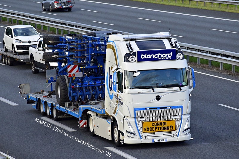 _DSC8232 Blanchard Transports-crop-VOLVO FH5.JPG