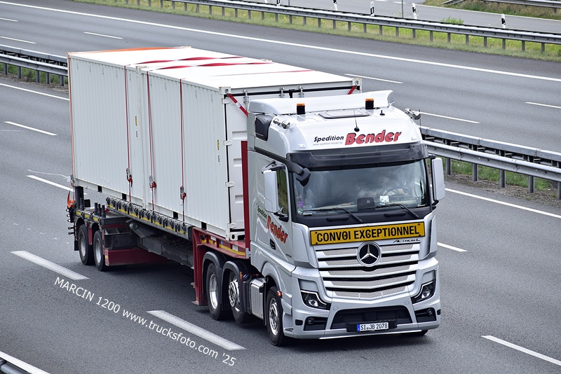 _DSC8915 BENDER-crop-ActrosL MP5.JPG