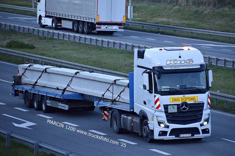 _DSC3470 KUŚ-crop-ActrosL MP5.JPG
