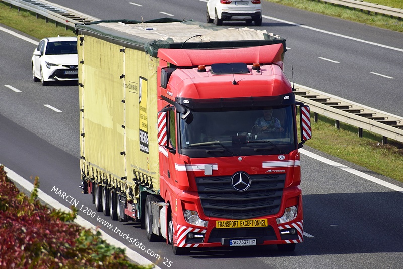 _DSC2467 VOCAR LOGISTIK-crop-ACTROS MP4.JPG