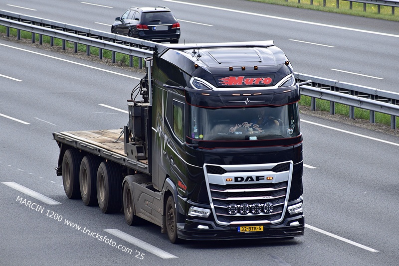 MURO-crop-DAF XG+.JPG