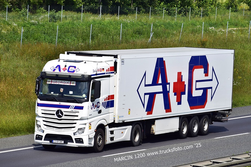 A+G (3)-crop-ACTROS MP4.JPG