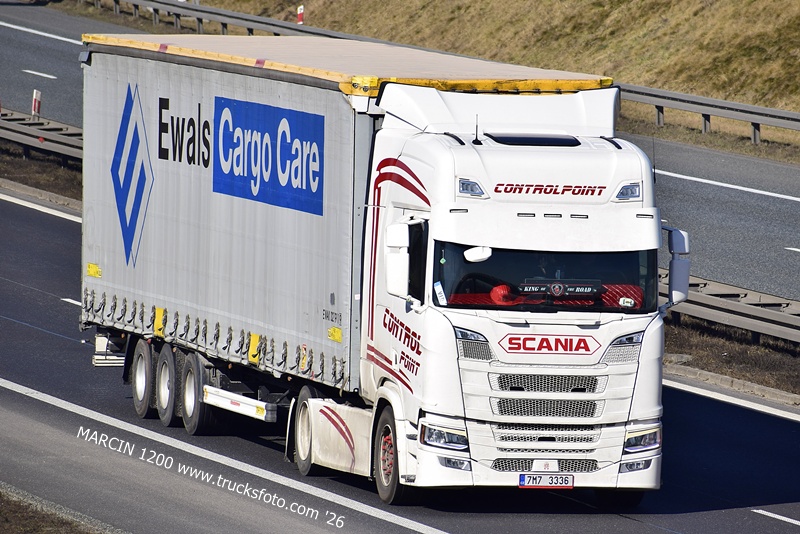 _DSC2185 CONTROLPOINT-crop-SCANIA R NG.JPG