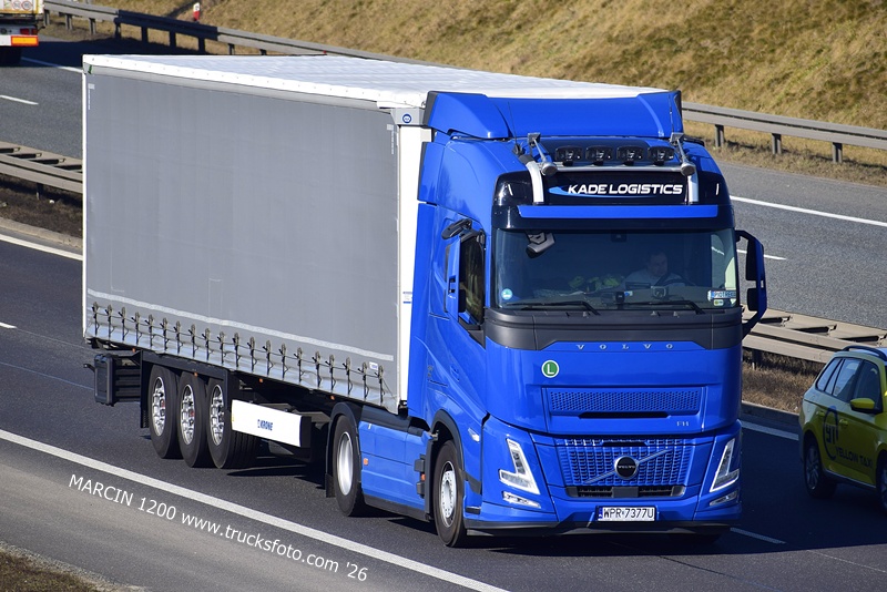 _DSC2246 KADE LOGISTICS-crop-VOLVO FH AERO.JPG