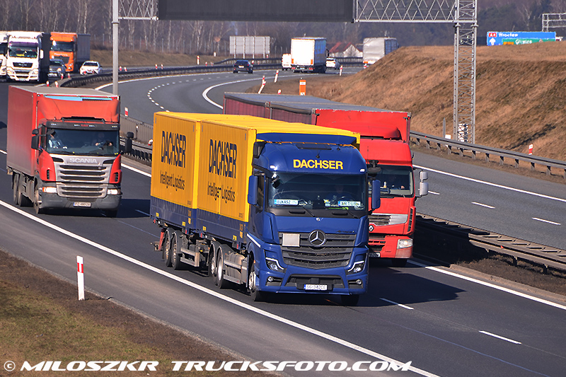 Mercedes Benz Actros MP4_Dascher_6274.JPG