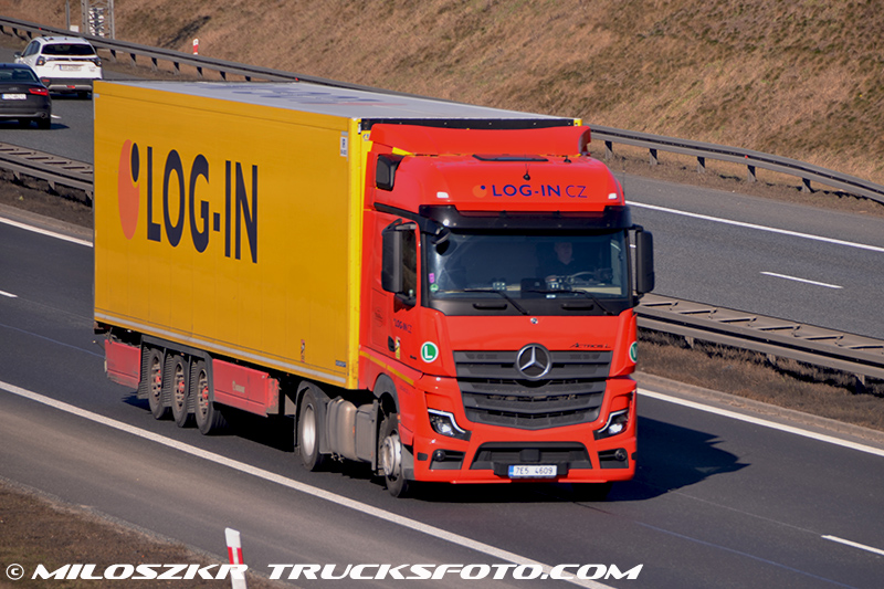 Mercedes Benz Actros MP4_Login_6252.JPG