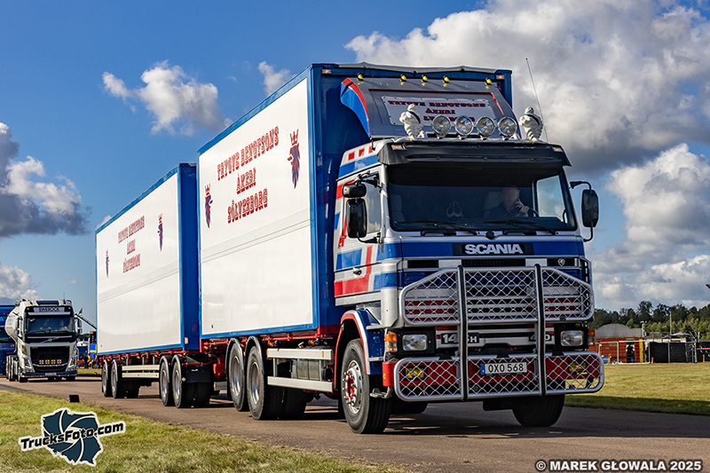 Scania 143H 470 Trygve Bengtons.jpg