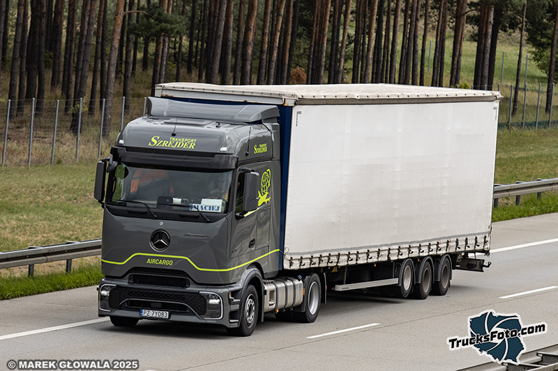 Mercedes-Benz Actros Procabin - Szrejder.jpg