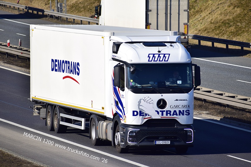 _DSC2298 DEMOTRANS-crop-ActrosL ProCabin - 1111szt.JPG