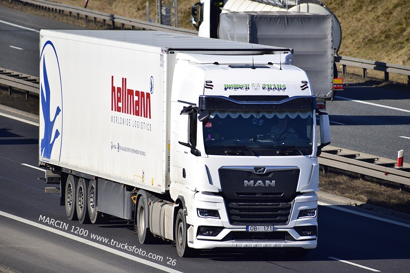 _DSC2306 Power Trans LV-crop-MAN TGX II.JPG