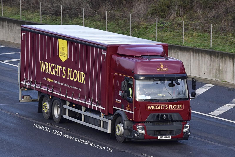 _DSC9561 WRIGHT'S FLOUR-crop-RENAULT TRUCKS D.JPG