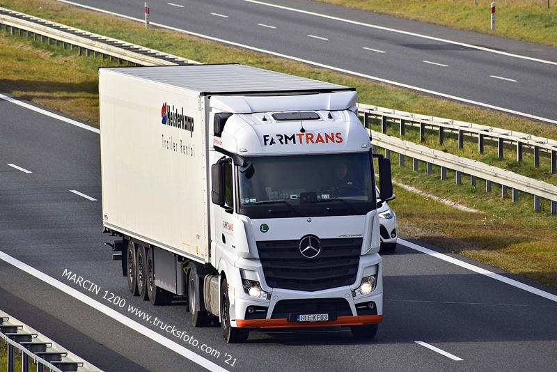 _DSC1147 FARM TRANS-crop-ACTROS MP4.JPG