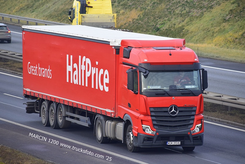 _DSC8672 HALFPRICE-crop-ActrosL MP5.JPG