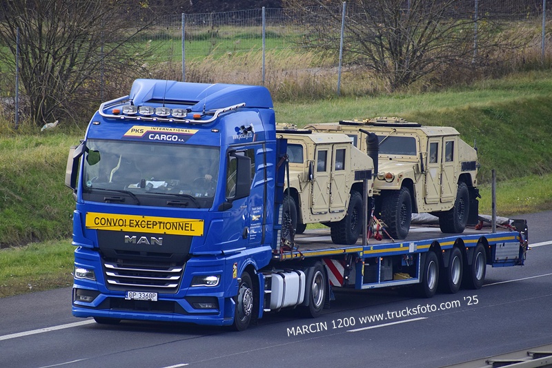 _DSC5806 PKS CARGO-crop-MAN TGX II.JPG