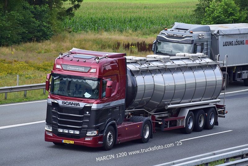 _DSC8695 DE TRANSPORTBRUG-crop-SCANIA S.JPG