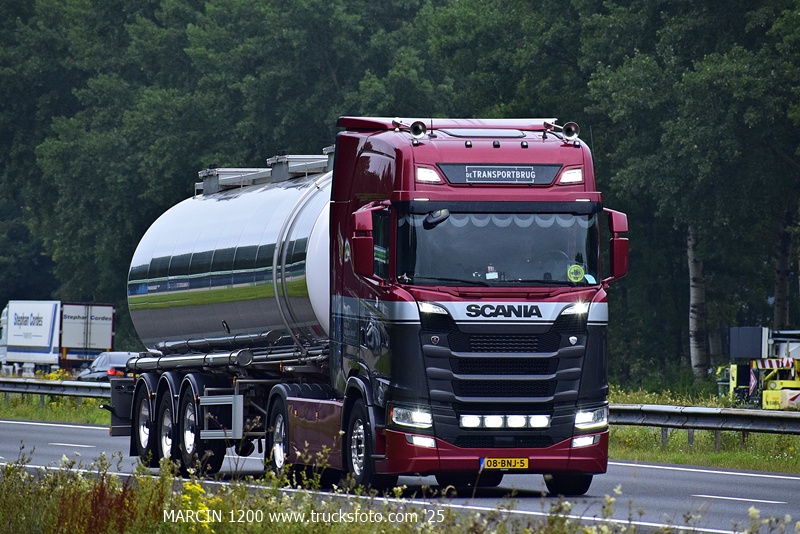 _DSC9635 DE TRANSPORTBRUG-crop-SCANIA S.JPG