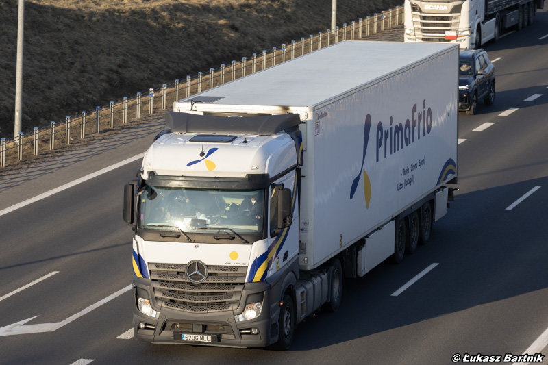 Actros Prima Frio 1.jpg