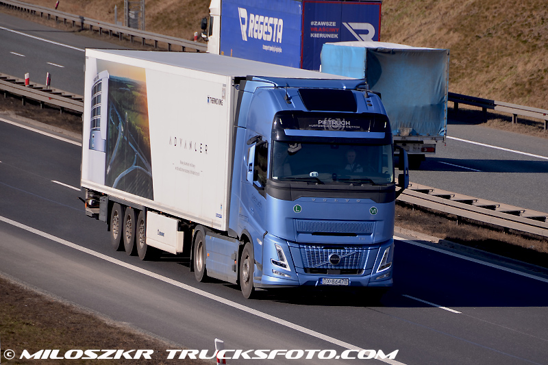 Volvo FH Aero_Pietruch_6459.JPG