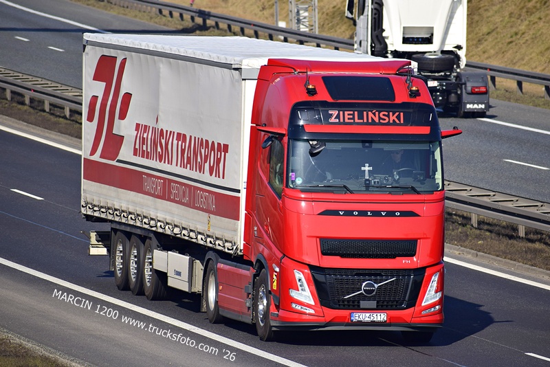 _DSC2848 ZIELIŃSKI-crop-VOLVO FH AERO.JPG