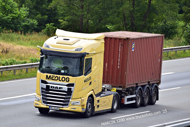 _DSC9255 MEDLOG-crop-DAF XG.JPG