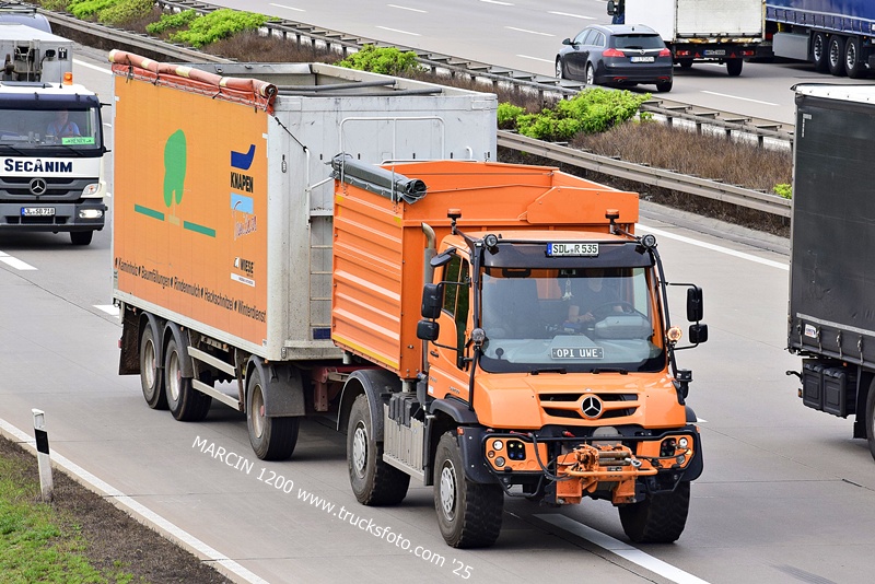_DSC5632 UNIMOG-crop------.JPG