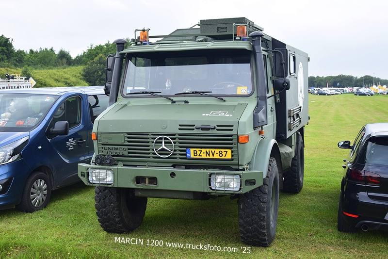 _DSC1737 UNIMOG-crop--------.JPG
