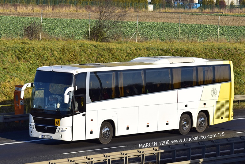 _DSC7326 VOLVO-crop-----.JPG