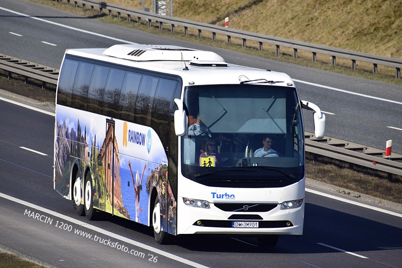_DSC3038 AUTOBUS VOLVO-crop-TURBO TRANS RAINBOW.JPG