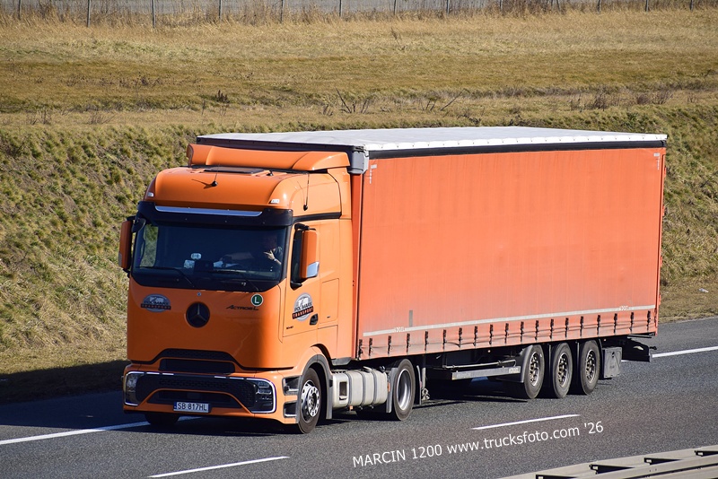 _DSC3125 POL MARX TRANSPORT-crop-ActrosL ProCabin.JPG