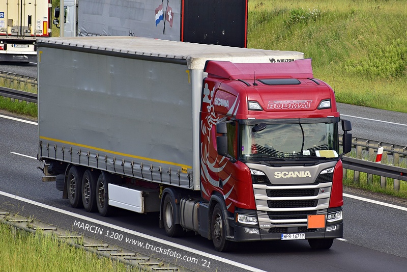 BUDMAT-crop-SCANIA R450 NG.JPG