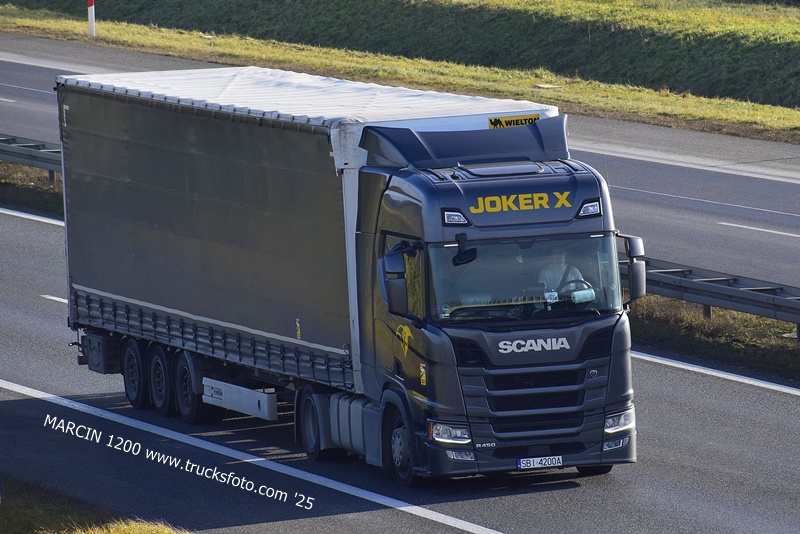 _DSC7894 JOKER X-crop-SCANIA R450 NG.JPG