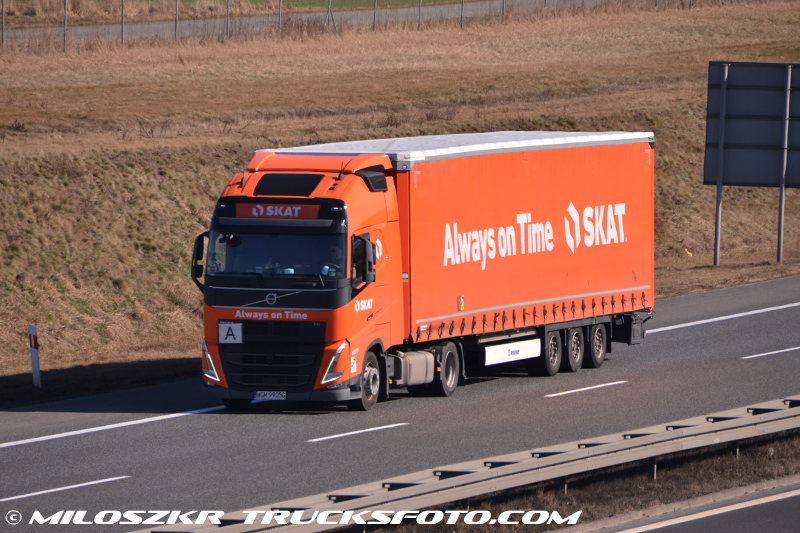 Volvo FH5_Skat_6495 (2).JPG