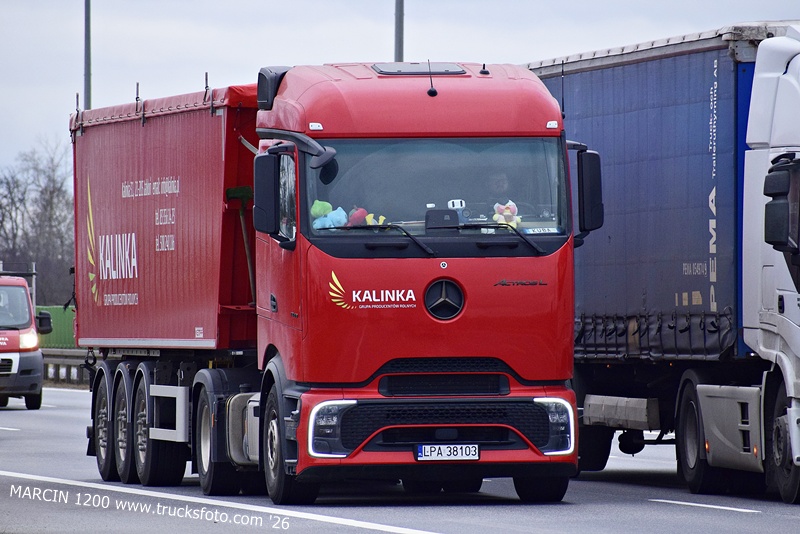 _DSC1872 KALINKA-crop-ActrosL ProCabin.JPG