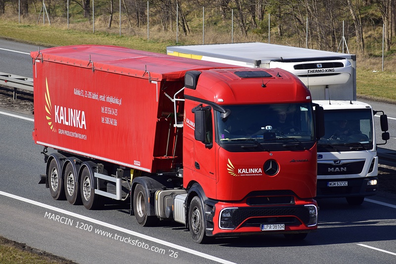 _DSC3281 KALINKA-crop-ActrosL ProCabin.JPG