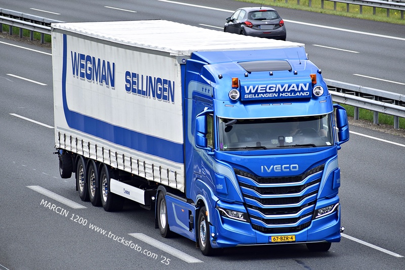 _DSC9037 WEGMAN SELLINGEN-crop-IVECO S-WAY.JPG