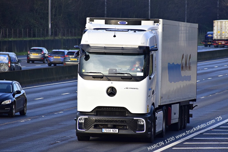 _DSC9546 A.M.A.-crop-ActrosL ProCabin.JPG