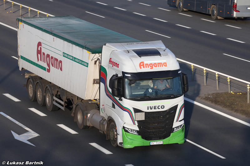 IVECO Angama.jpg